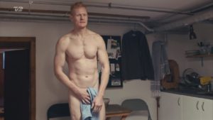 Omg He S Naked Ginger Actor Peter Plaugborg In Series Bedre Skilt