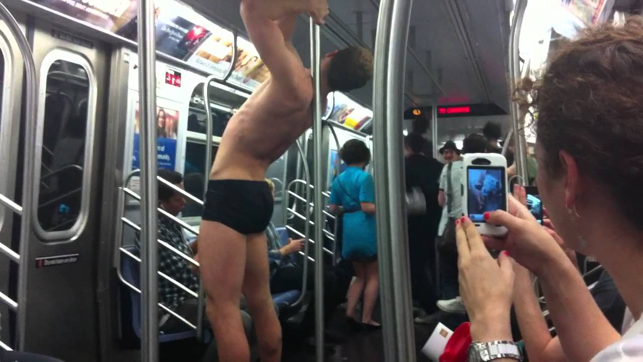 Dick flash subway