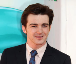 OMG He S Naked UHGAIN Actor And Musician Drake Bell OMG BLOG