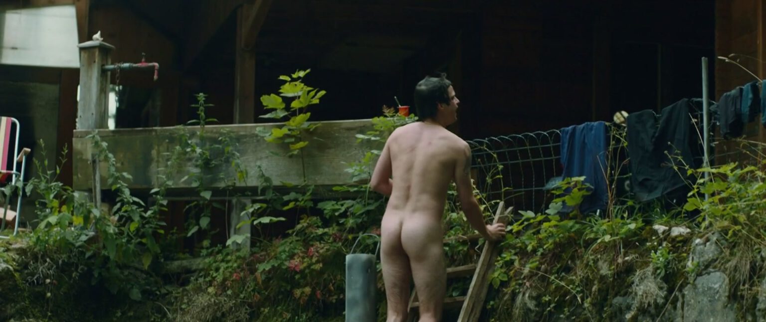 OMG He S Naked Actor Julian Koechlin In Von Fischen Und Menschen