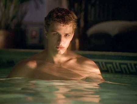ryan-phillippe-pool.jpg