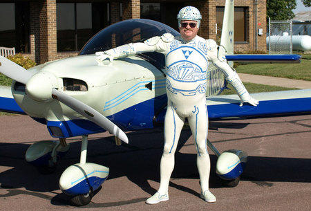 tron-guy-plane.jpg