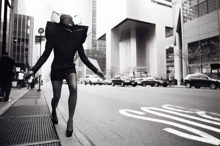 V Mag - NAIOMI006(1).jpg