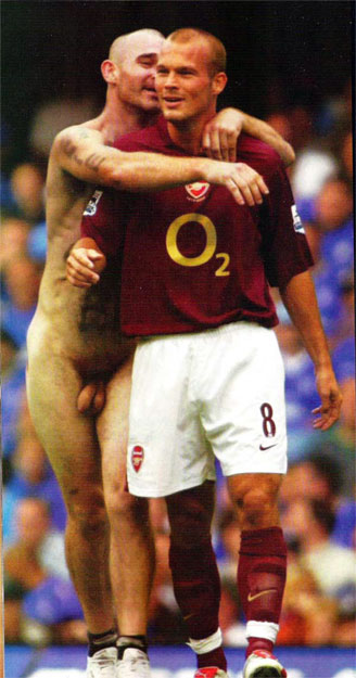 freddie-ljungberg-streaker01.jpg