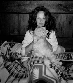 grace-coddington-cat.jpg