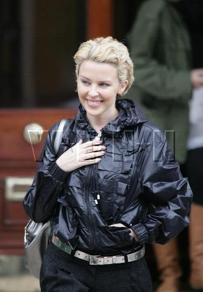 kylie-minogue-030107.jpg