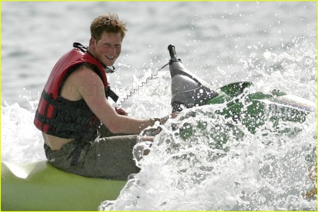 prince-harry-jetski-01.jpg
