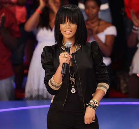 rihannaG_468x434.jpg