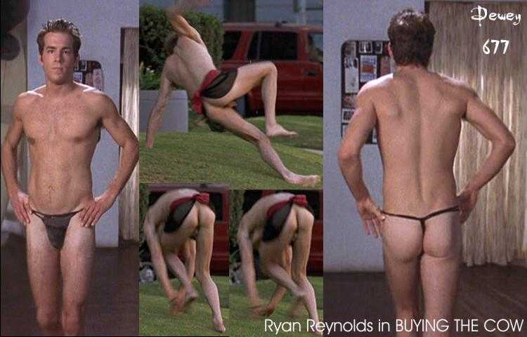 OMG, he’s naked: Ryan Reynolds.