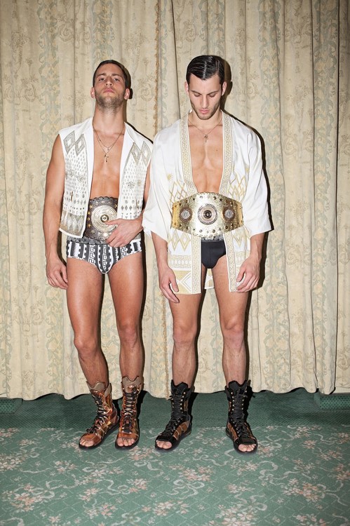 TOH-HOMOTOGRAPHY-TWINS-09.jpg