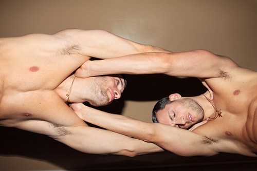 _TOH-HOMOTOGRAPHY-TWINS-13.jpg