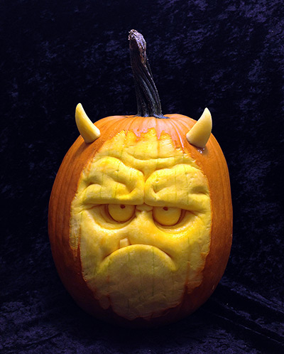 A-horror-face-carved-out--006-1.jpg