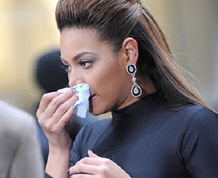 Beyonce sneeze.jpg