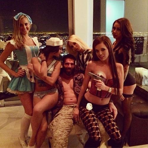 bilzerian4n-1-web.jpg