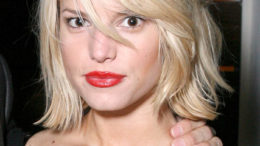 jessica-simpson-crazy-eye01.jpg