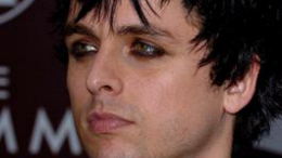 billie-joe-armstrong-portrait.png