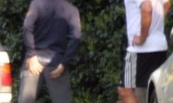 ryan-seacrest-jogging01.jpg