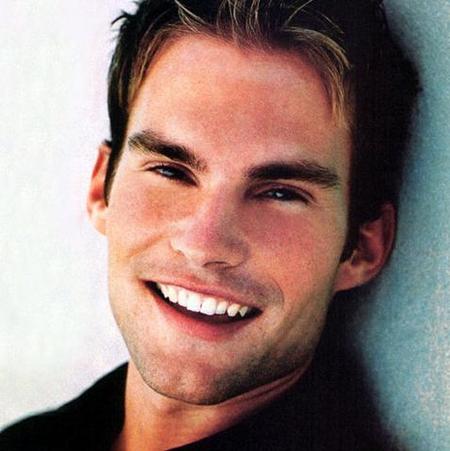 OMG, he's finally naked: Seann William Scott - OMG.BLOG