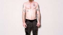 nick_oliveri_queens_of_the_stone_ag-thumb.jpg