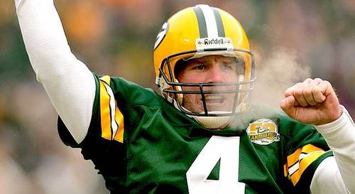 OMG NFL quarterback Brett Favre sent photos of his peen to a girl and now t...