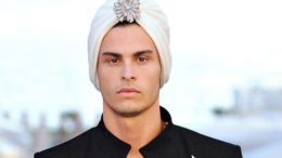 Chanel2BResort2B20122BKarl2BLagerfeld2BTurban2B-thumb-500x375-4781.jpg