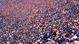 large_crowd-thumb-500x323-5748.jpg