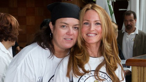 gty_rosie_odonnell-_michelle_rounds_wy_111205_wblog-thumb-500x281-6150.jpg