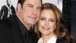 john-travolta-and-kelly-preston-thumb-500x428-8088.jpg