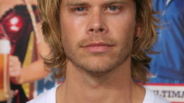 eric-christian-olsen-pic-thumb-500x645-18592.jpg