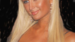 paris-hilton-thumb-500x670-25156.jpg
