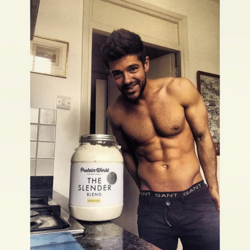 959359tumblrnpnafv4cyP1up41c4o5540