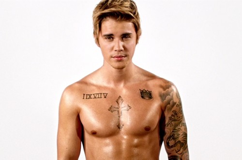 justin-bieber-shirtless