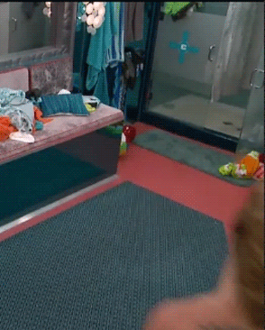 tumblr_nqn04r00Zh1tnpzv5o2_400