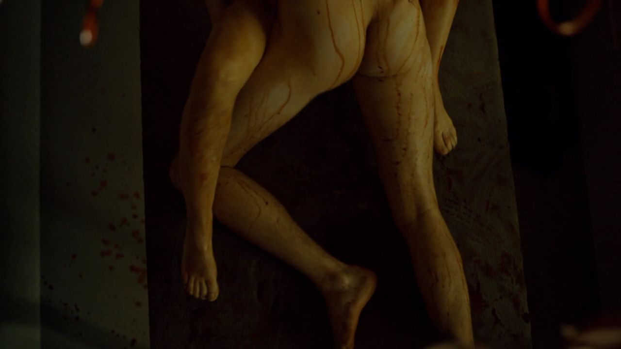 OMG, his butt: Bill Skarsgård on 'Hemlock Grove' .