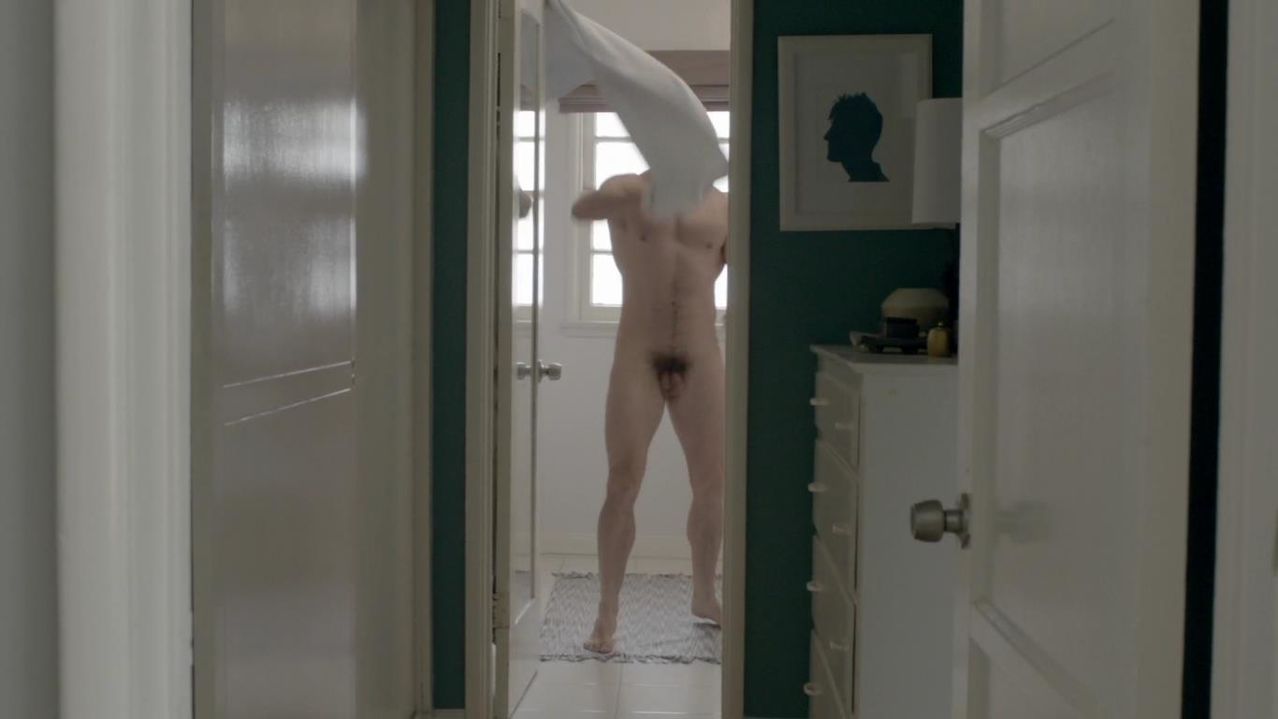 OMG, he’s naked: James Cerne goes full-frontal in 'You’re Killing Me&a...