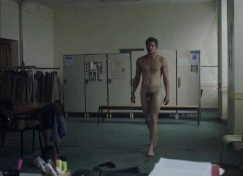 Thomas_Coumans_in_Tout_va_bien_2_18_09_33