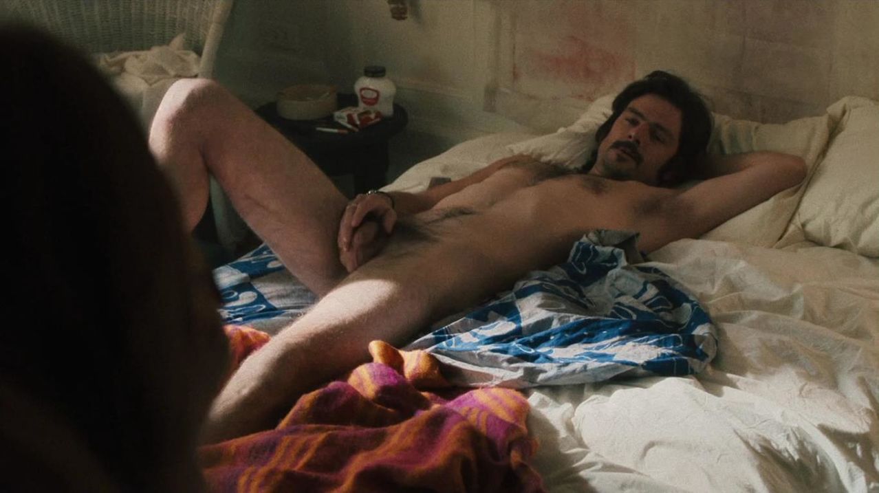 OMG, he’s naked: Richard Short in 'VINYL' 