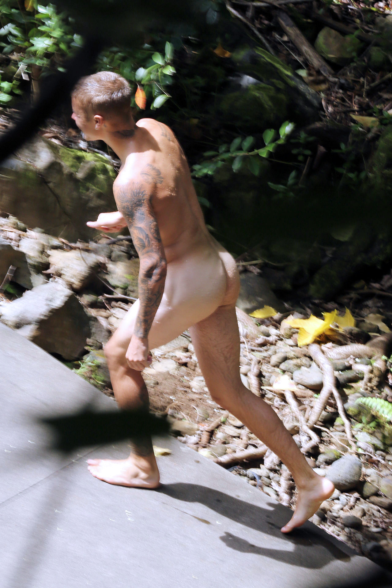 Nude justin uncensored bieber PHOTOS: Justin