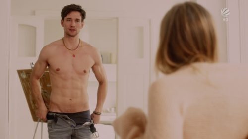 dating_alarm_000335_22_58_42