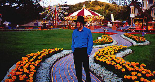 OMG, THRILLER NIGHT: The terrifying tale of when Tommy Hilfiger met with Michael  Jackson at Neverland Ranch | OMG.BLOG