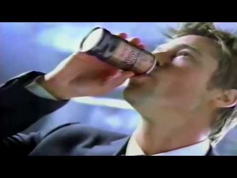 Brad Pitt in Roots Coffee commercial Japan