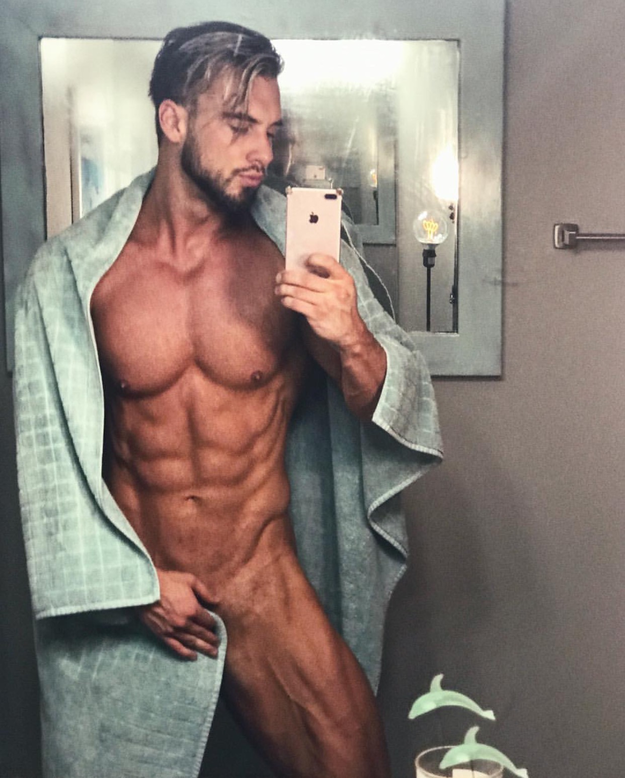 OMG, he’s naked: Fitness model and photographer Alfred Liebl.