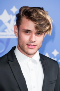 OMG, he's naked: X-Factor's Casey Johnson - OMG.BLOG