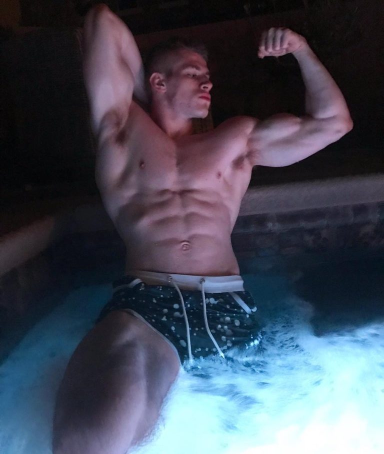 OMG, he's naked: Bodybuilder, model and Instagram star Patrick Leblanc