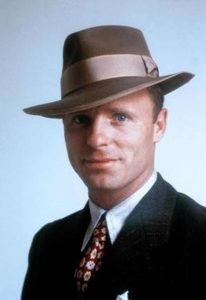 OMG, hes naked RETRO EDITION: Ed Harris in Swing Shift 