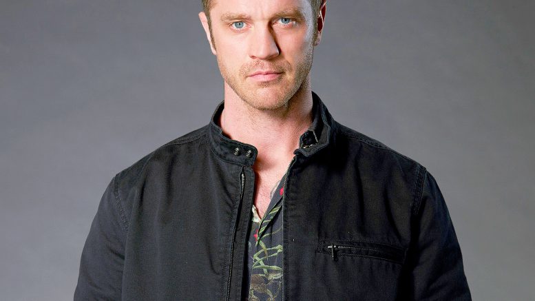 devon sawa - OMG.BLOG