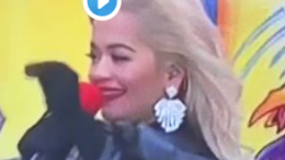 Rita Ora lip syncing Macy's Thanksgiving Day Parade