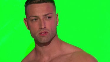 Naked Attraction - OMG.BLOG