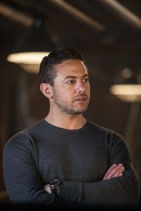 OMG, he’s naked: Warren Brown goes full frontal in ‘Cargo’ – OMG.BLOG