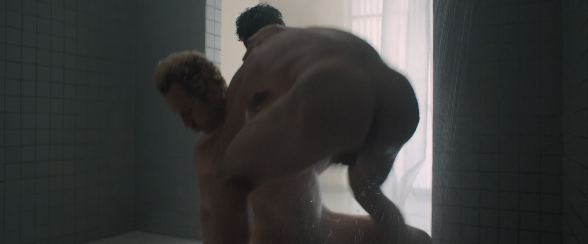 OMG, he’s naked: Aaron Taylor-Johnson goes FULL frontal in 'A Million ...